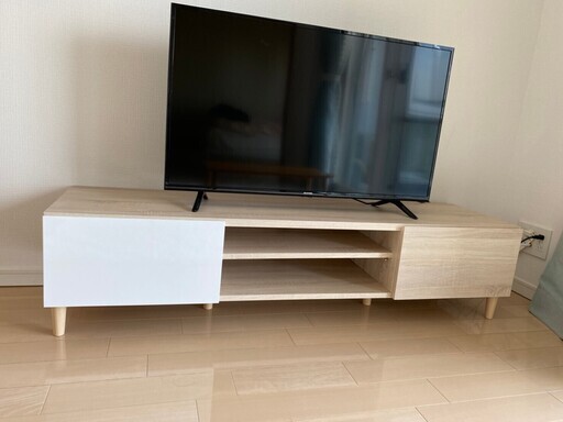 ニトリ　フラットなフォルムのローボード(幅148cm アイボリー)