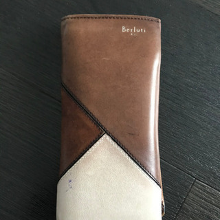 ベルルッティ財布