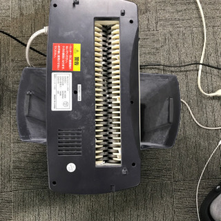 ペーパーシュレッターの画像
