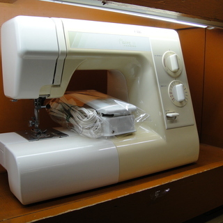 JANOME ジャノメ　Plaire 10 電動ミシン　フットコ...