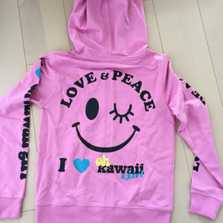 新品未使用 パーカー ピンクの画像