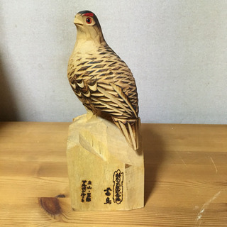 雷鳥 木彫りの画像
