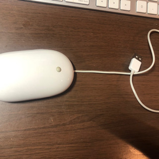 MAC キーボードとマウスの画像