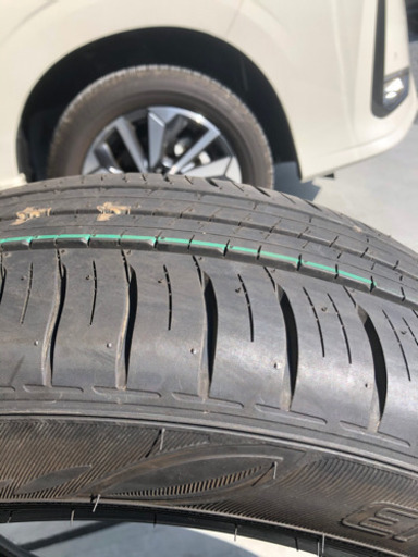 日産　セレナ　（195/65R/16）