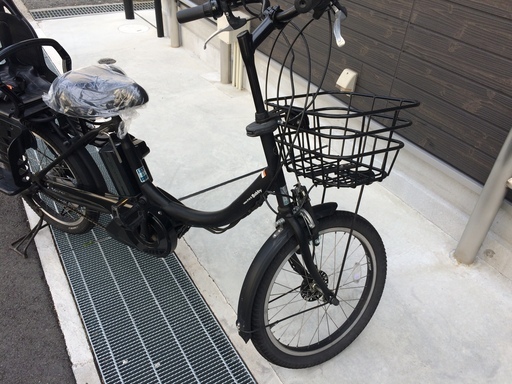 地域限定送料無料　ヤマハ　パスバビー　新基準　子供乗せ　20インチ　8,7AH　黒　ビッケ　ギュットアニーズ　神戸市　電動自転車