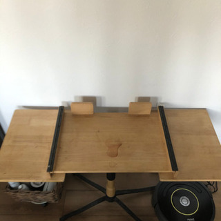 値下げIKEA折り畳みデスクサイドベッドPC台シンプルの画像