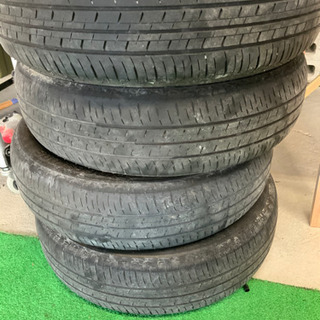 廃タイヤ欲しい方あげます。