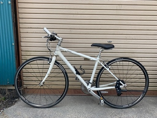 GIANT　ESCAPE(ジャイアント　エスケープ）　R3　2009年モデル　中古美品！