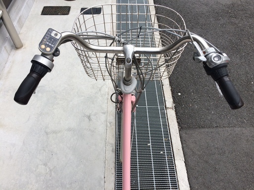 地域限定送料無料　ブリヂストン　アシスタ　スティラ　新基準　子供乗せ　8,1AH　ピンク　ナチュラ　ビビ　神戸市　電動自転車