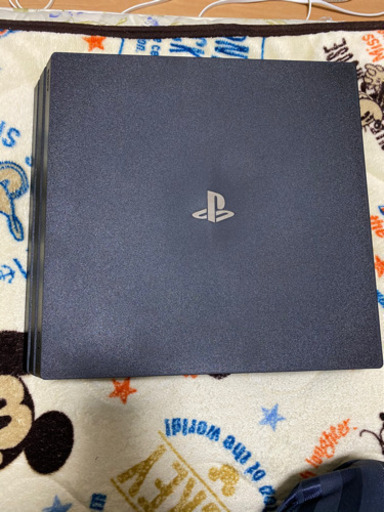 ほぼ新品PS4pro 2TB