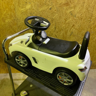 子供用自動車 メルセデス・ベンツ SLS 足掛け乗り用の画像