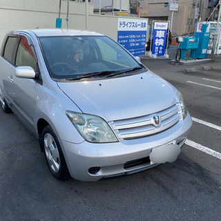 トヨタイストの画像