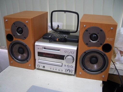 オンキョーシステムコンポ　良品　良い音出ます