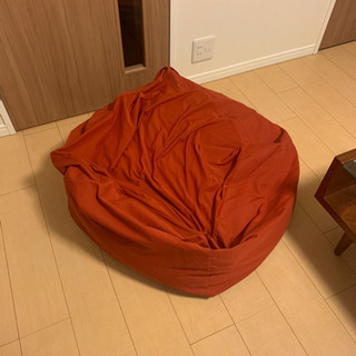 体にフィットするソファ