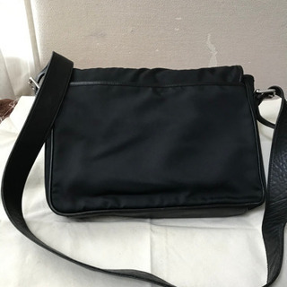 コーチバック　ショルダーバッグメンズ　coach