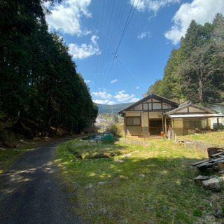 中津川市蛭川　小学校近い歩いて直ぐ