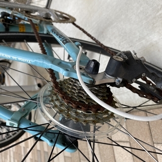 ロードバイク ビアンキ ローマ 2（Bianchi ROMA 2）空気入れ付きの画像