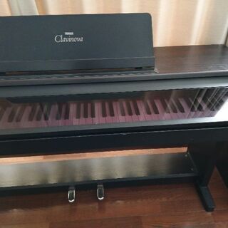 電子ピアノ　YAMAHA　Clavinovaクラビノーバ