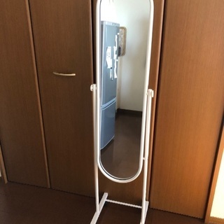 ニトリ　スタンドミラー