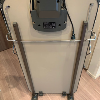 譲ります！！　東芝　ズボンプレッサー　T-21 TOSHIBAの画像