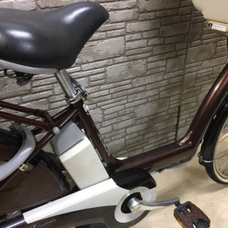 新生活応援SALE  東京23区配達無料　新基準  ブリヂストン　アンジェリーノアシスタ　6Ah リチウム 電動自転車 中古自転車☆26インチ☆★の画像