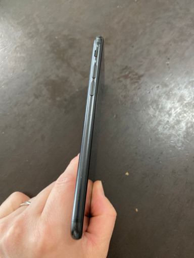 iPhone7 本体　32G