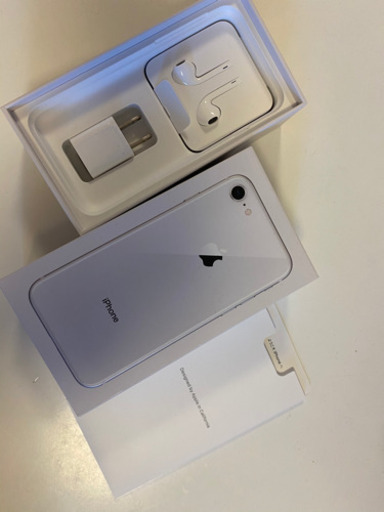 iPhone8 64G シルバー 綺麗