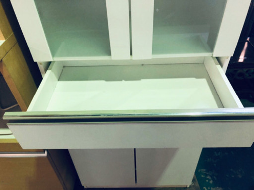 【美品‼️人気の白‼️お見逃しなく‼️】食器棚