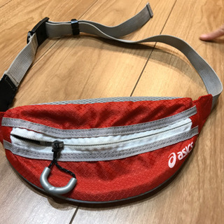 アシックスウエストポーチ