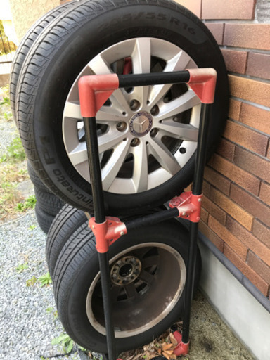 ベンツ用タイヤラック付き