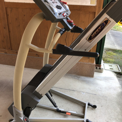 ランニングマシン買い取ってくれる方募集しています。