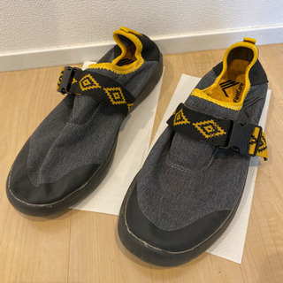 キャンプ 靴 
