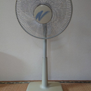 扇風機　白　無料