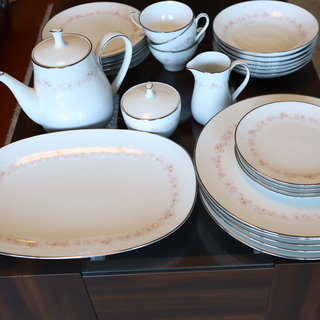 Noritake　ディナーセット（WIMBLEDON)　の画像