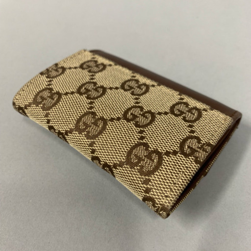GUCCI ケース