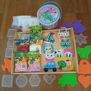 キッズ☆オモチャ　パーラービーズ&ハマビーズ　難あり