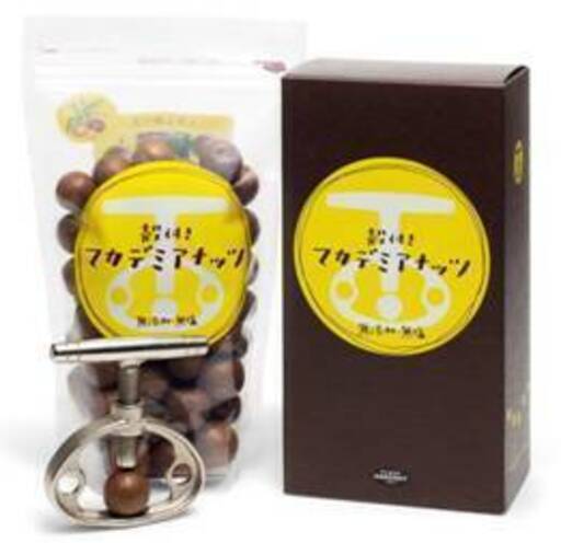 殻付きマカデミアナッツ454gと殻割り器のセット