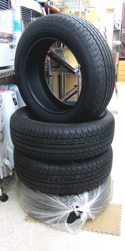 美品 夏タイヤ 4本セット ヨコハマ ブルーアース 225/60R17 99H 2019年製 ☆ PayPay(ペイペイ)決済可能 ☆ 札幌市 北区 屯田