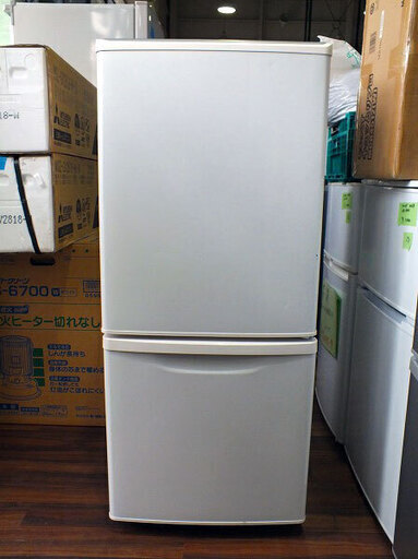 【苫小牧バナナ】2011年製 パナソニック/Panasonic 138L冷蔵庫 右開き NR-B143W-W ホワイト系 単身向け 清掃済み