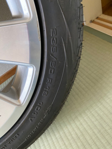 235-50-18 タイヤ新品　最終値下げ