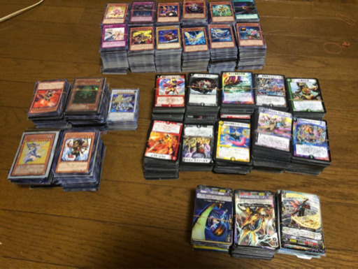 遊戯王、デュエマ、バンガード