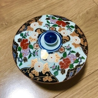 有田焼食器の画像