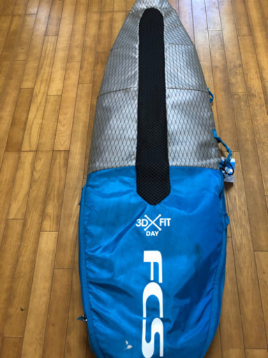 3点セット　サーフボード　ウェットスーツ　ハードケース　サーフィン