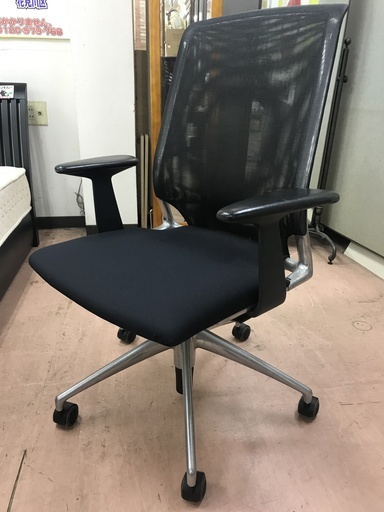 vitra　メダチェア　コロナに負けるな