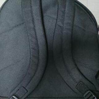 リュック型 ROSSIGNOL

スキーブーツ＋αの画像