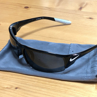 ナイキ　スポーツサングラス　SKYLON ACE