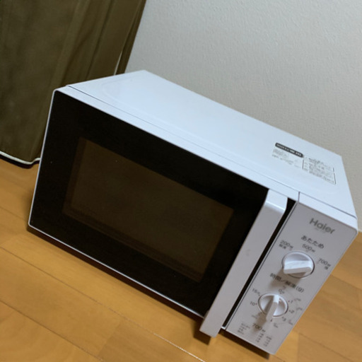 電子レンジ　 1000で譲渡します。