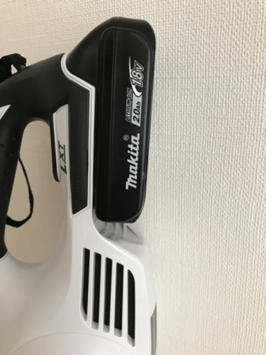 マキタ　コードレス掃除機　18V