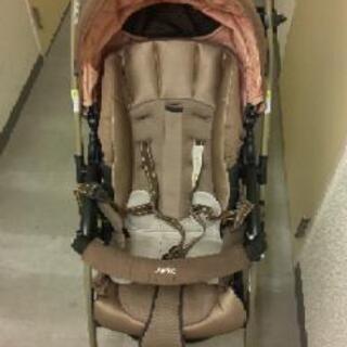 アプリカ ベビーカーの画像