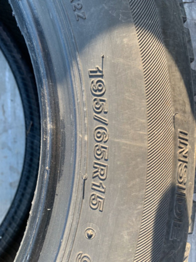 ブリジストンのスタッドレスタイヤ2本値下げ〖取引中 〗